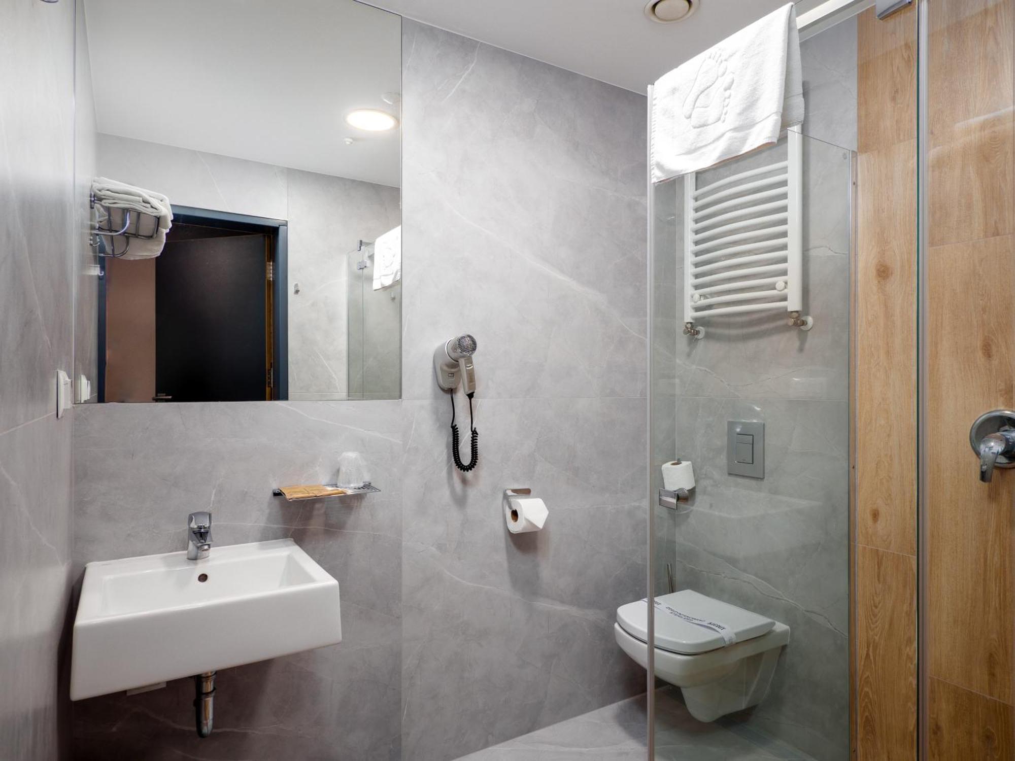 Hotel Scout Częstochowa Extérieur photo